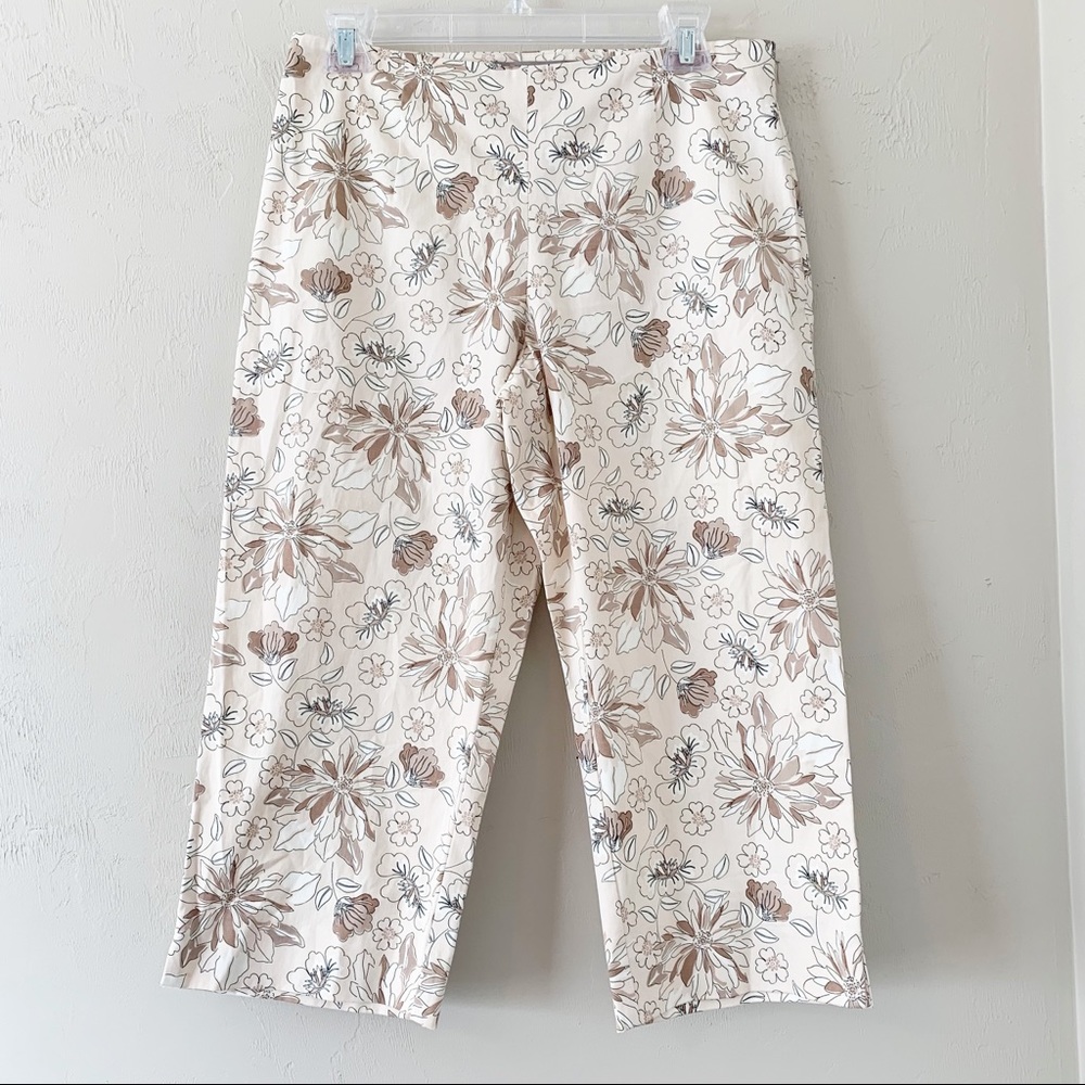 Croft & Barrow Cream/Brown Flowered Capri Size 10P